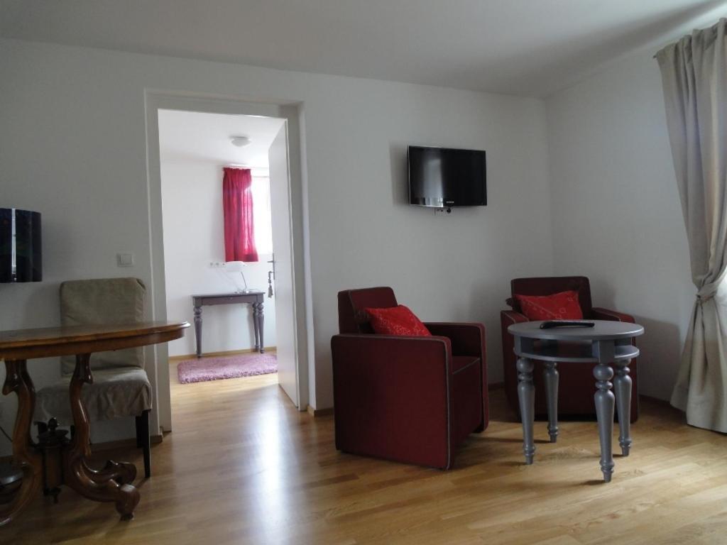 Chalet Inn Innsbruck Room photo